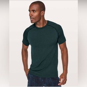 Lululemon Metal Vent Tech Short Sleeve XXL - Blue - Mariner/Black